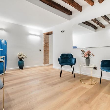 Piazza Indipendenza Loft & Rooms Palermo Ngoại thất bức ảnh