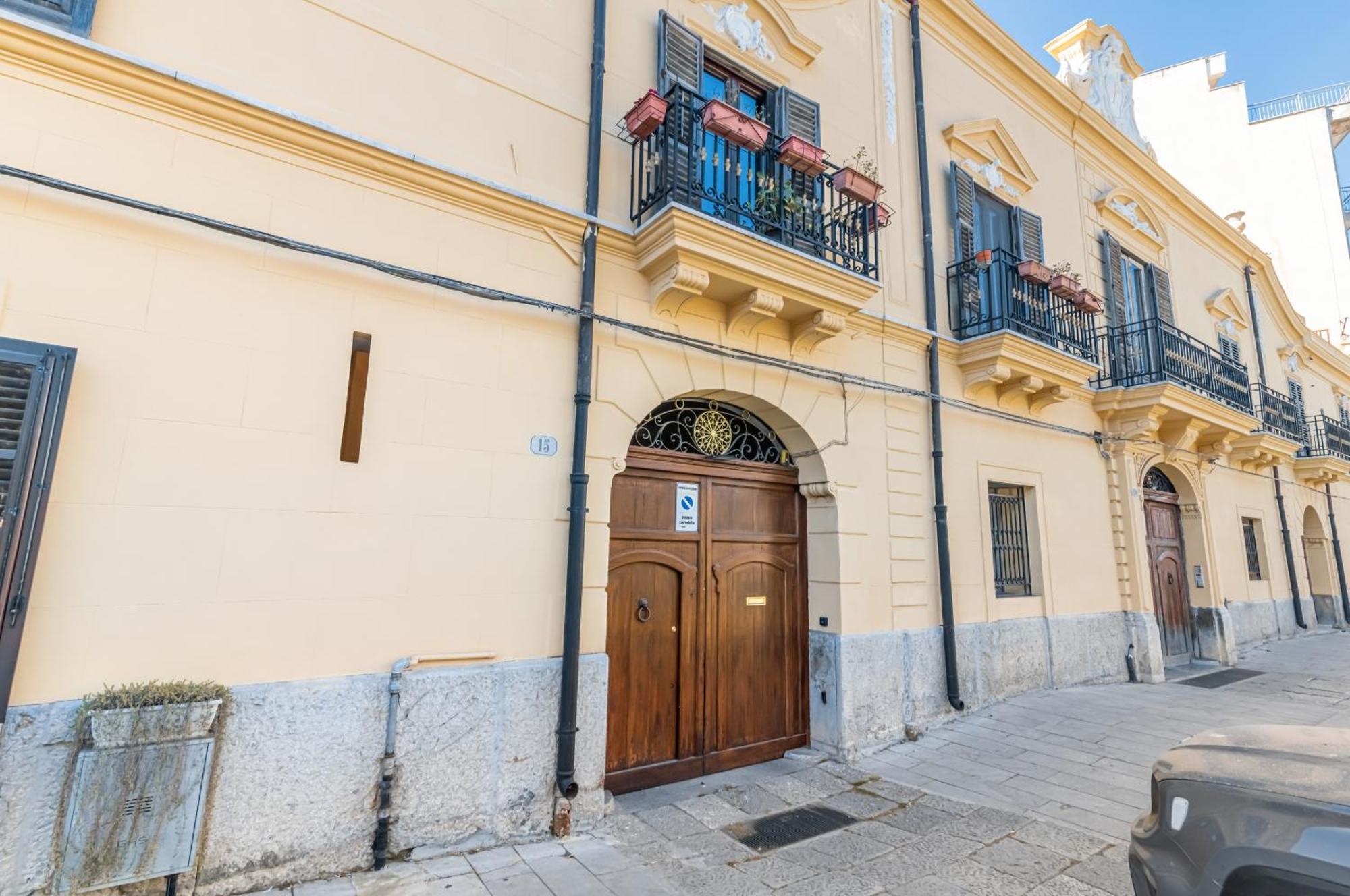 Piazza Indipendenza Loft & Rooms Palermo Ngoại thất bức ảnh